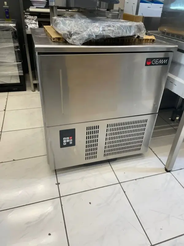 GEMM BLAST CHILLER 5 TRAYS BCB05 – Used (2)